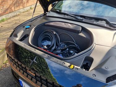 Polestar 2, guarda le foto 11