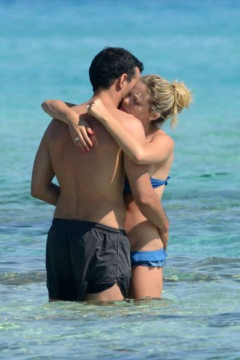 Costanza Caracciolo e Primo Reggiani al mare 28