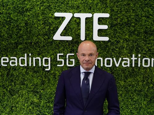 Zte sponsor del Teatro Menotti: "Investiamo nella cultura"