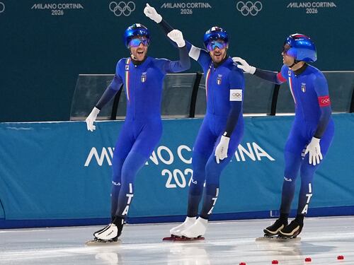 Olimpiadi, impresa super degli azzurri: è oro nell'inseguimento a squadre di pattinaggio