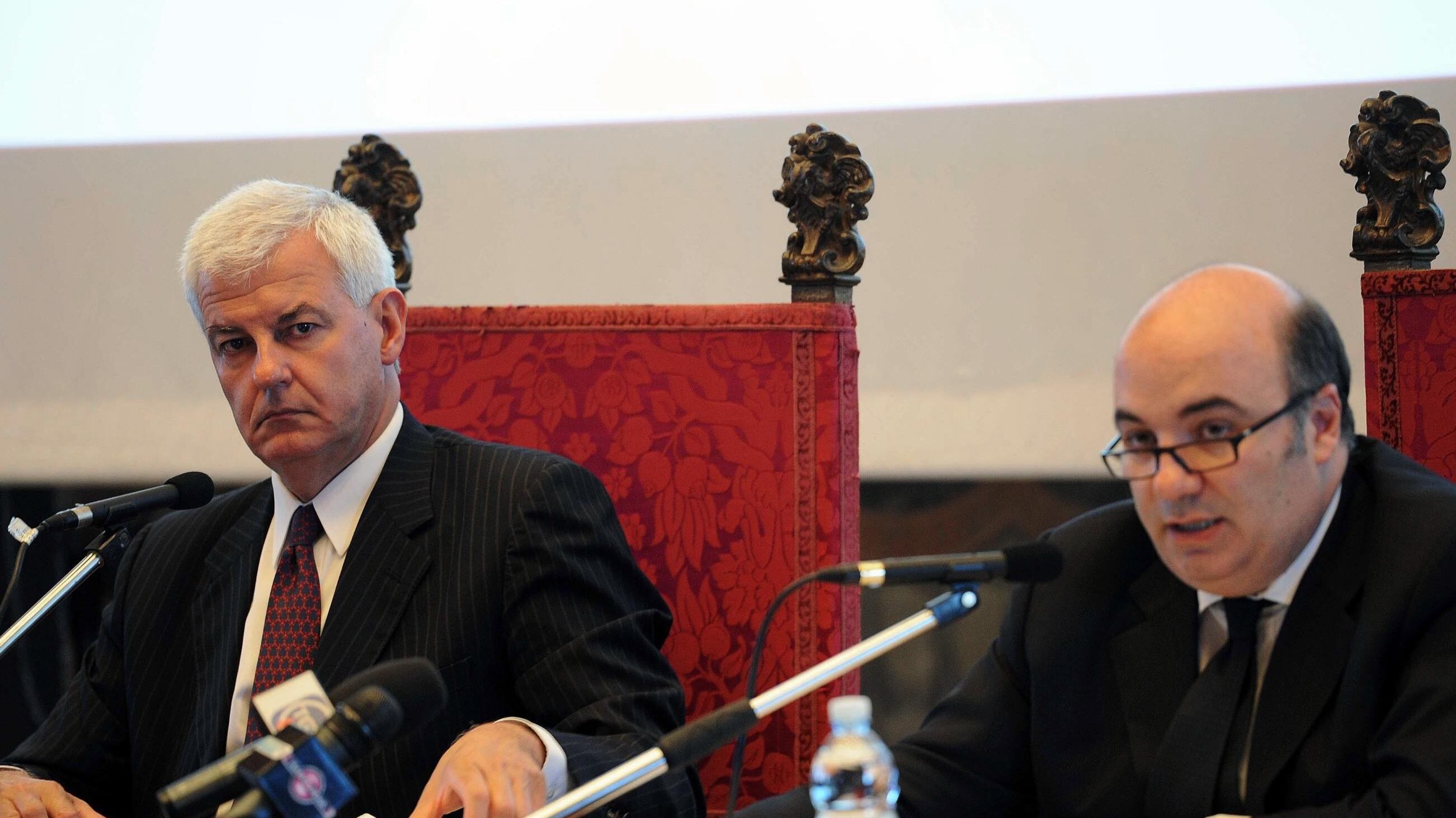 Mps, Viola stringe i tempi: «Piano da attuare nel 2013»