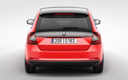 Tra Fabia e Octavia: ecco Skoda Rapid Spaceback 4
