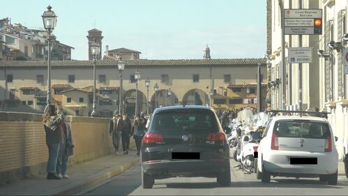 L'auto di Agnese Renzi tra ztl e parcheggi gratuiti 3