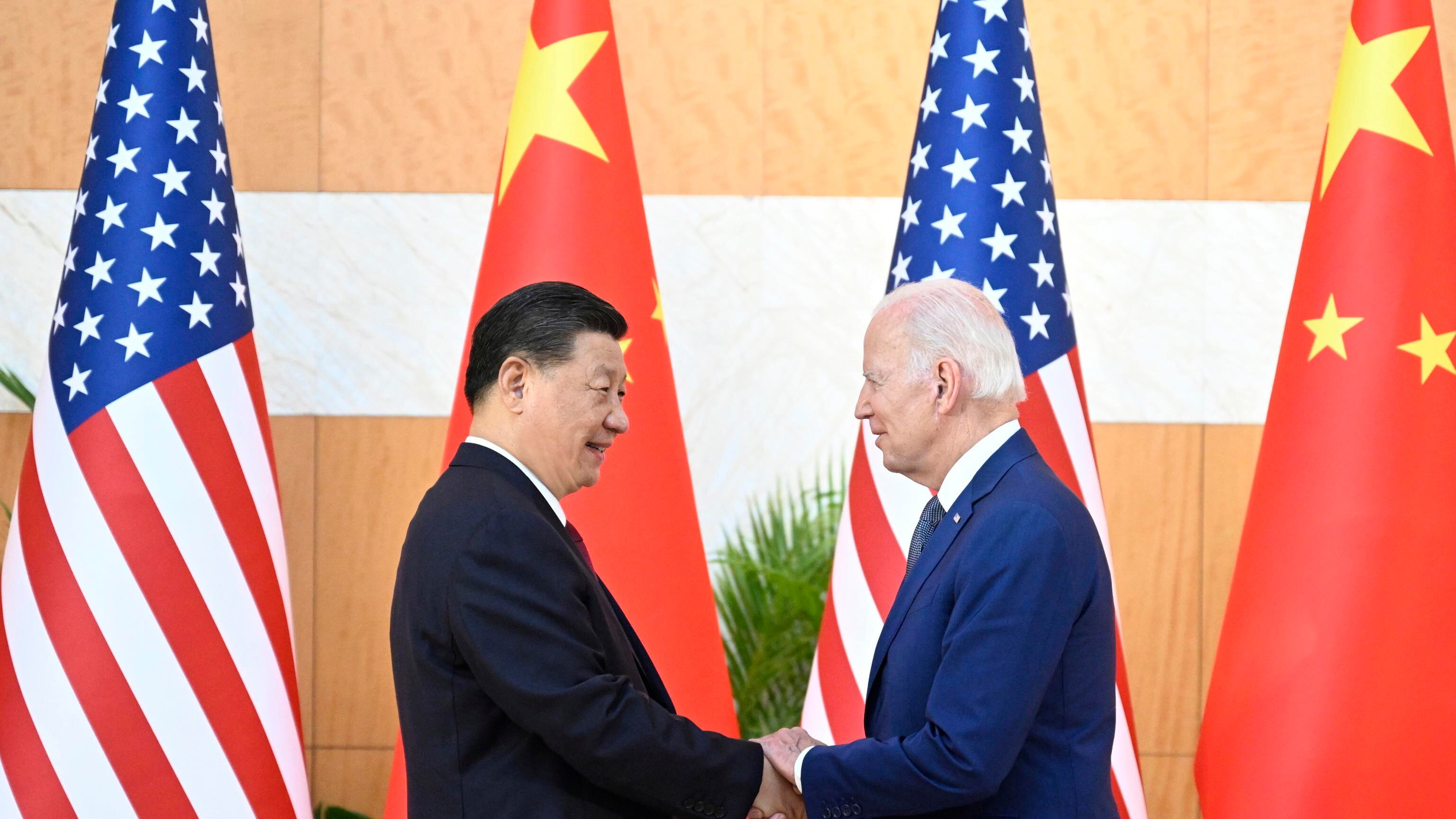 "Progressi, ma resta un dittatore". E la frase di Biden su Xi irrita i cinesi
