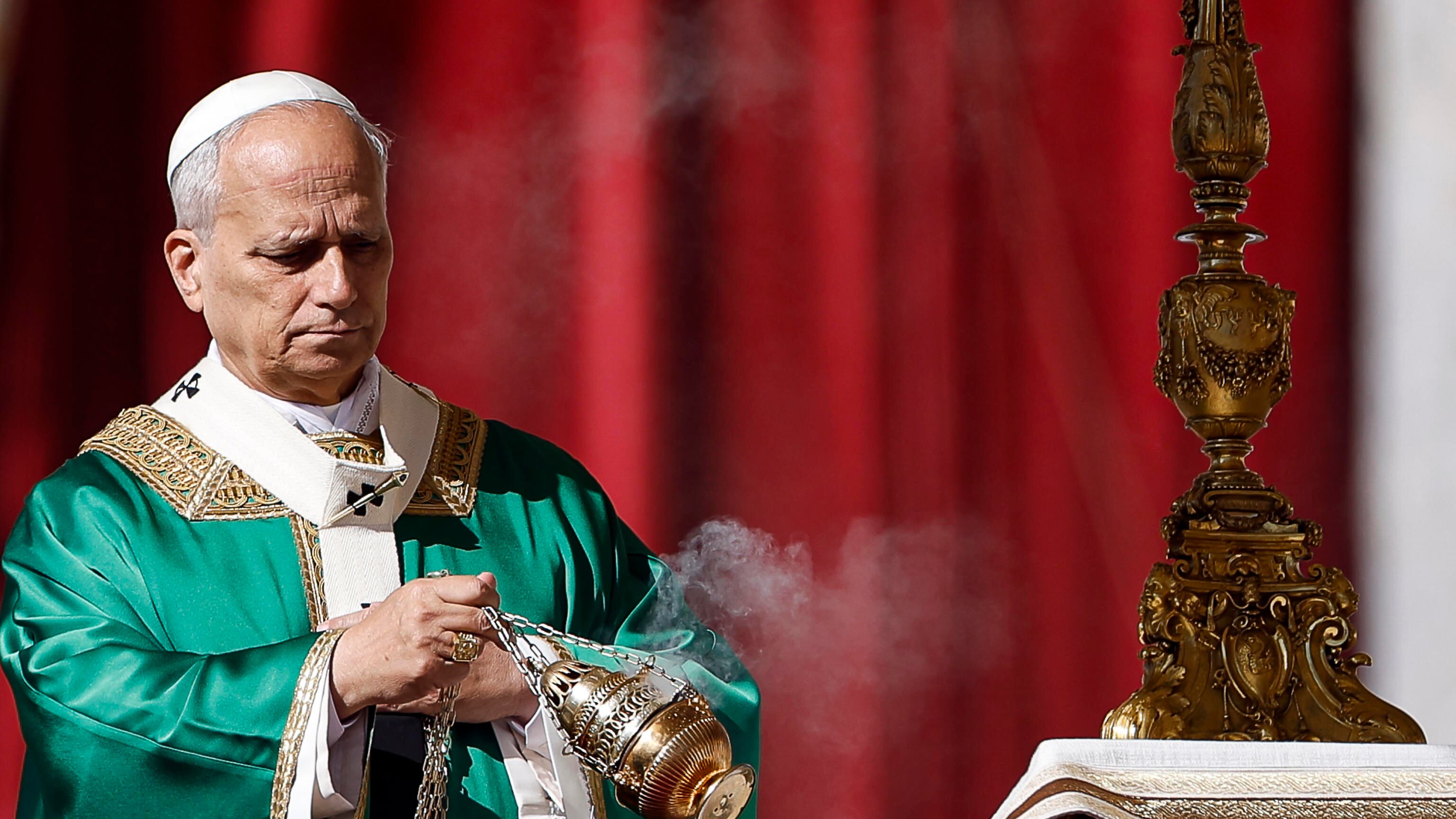 La priorità del Papa: "Amiamo i poveri"