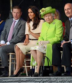 Meghan Markle raggiante con la Regina 5