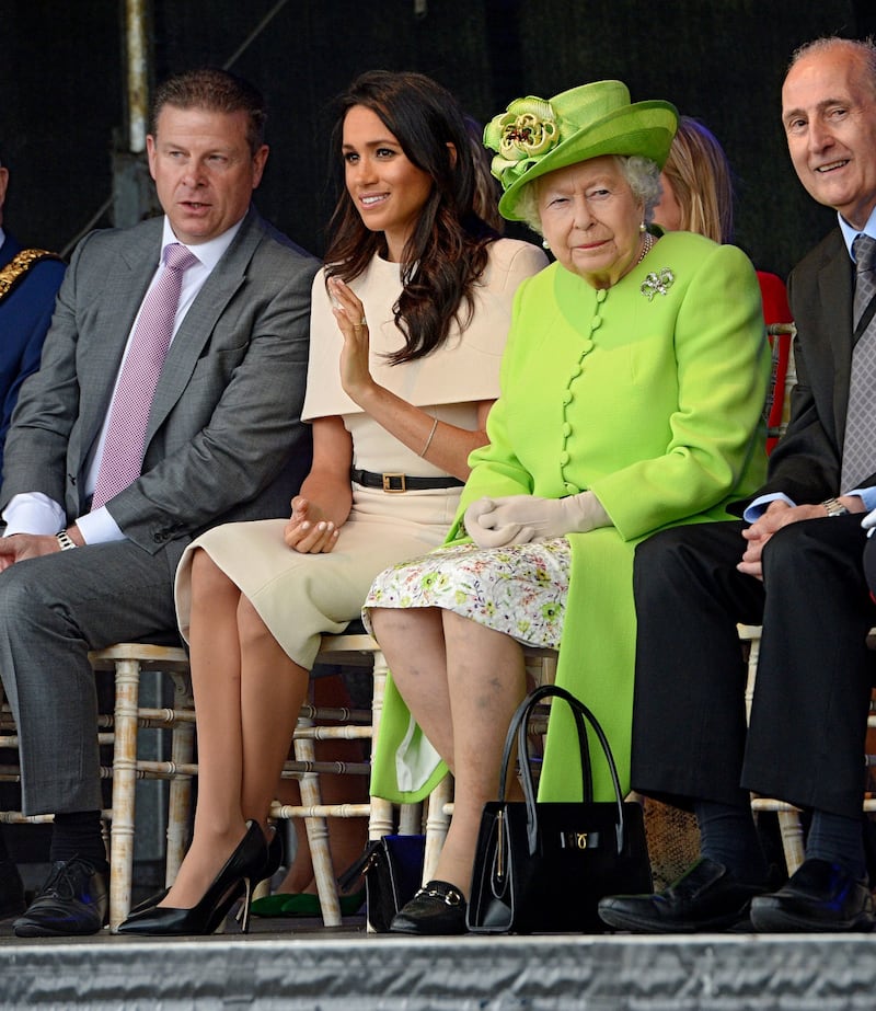 Meghan Markle raggiante con la Regina 5