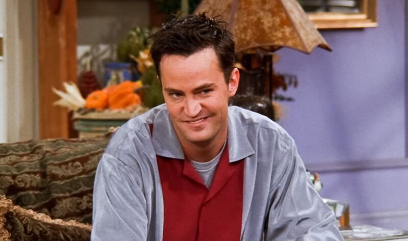 Dal successo di Friends al tunnel delle dipendenze: la carriera di Matthew Perry 12