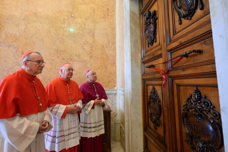 Palazzo Apostolico sigillato dopo la certificazione della morte di Papa Francesco