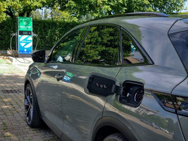DS 7 E-Tense 4x4, da Milano a Cernobbio: guarda la gallery 17