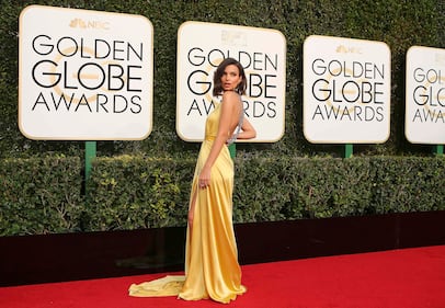 Emily Ratajkowski hot, lato b esplosivo a Positano 29