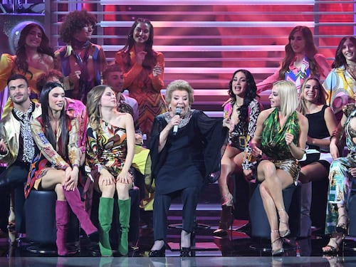 Wilma De Angelis, l’amore a 64 anni e una vita fuori dagli schemi: “Niente figli e case separate”