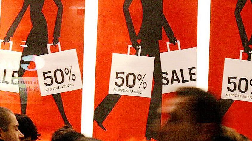 Saldi estivi, si parte. Ecco i consigli per non farvi fregare