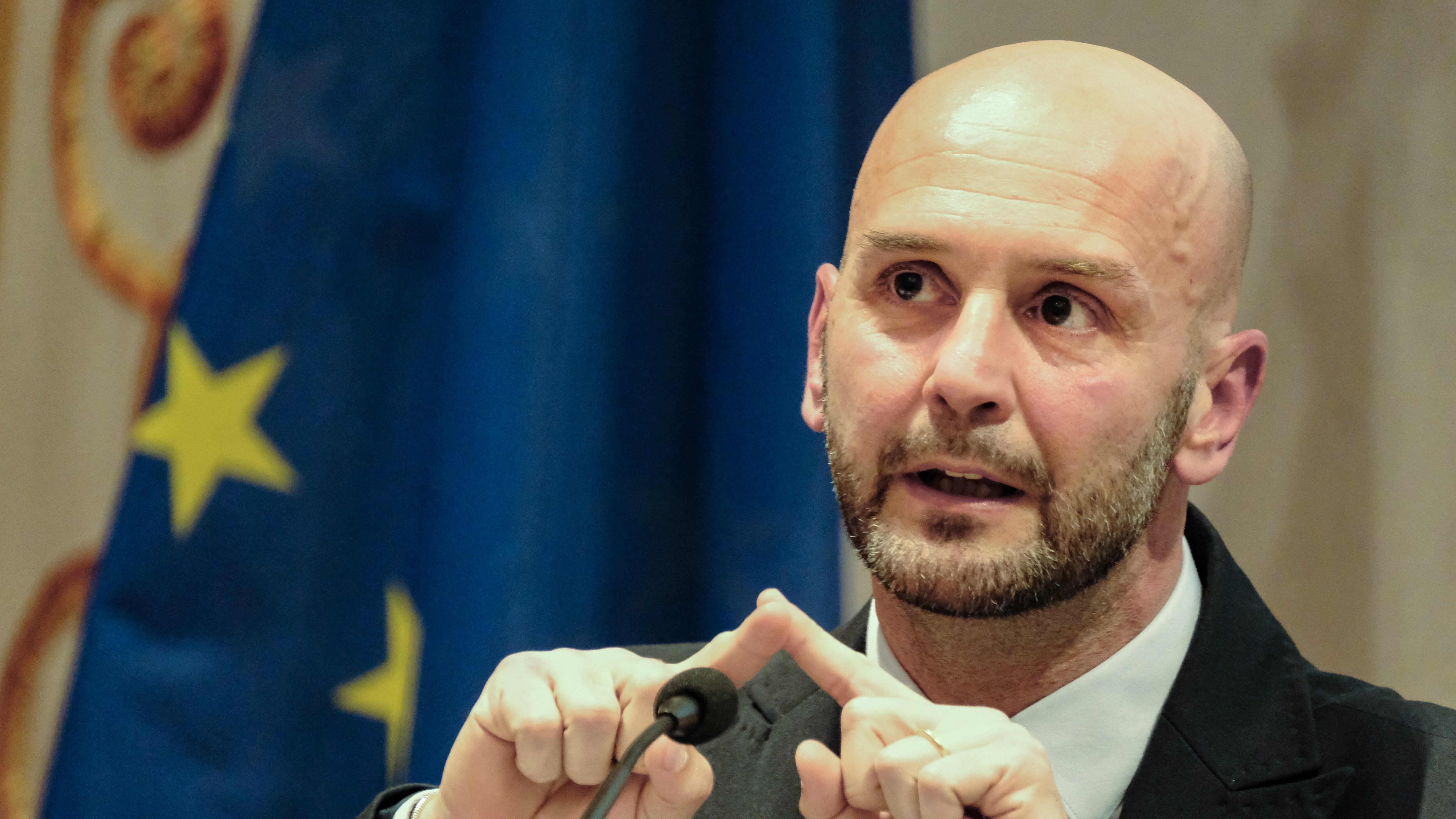 "Bastava un ricorso per bloccare tutto. Ma ora si cambia"