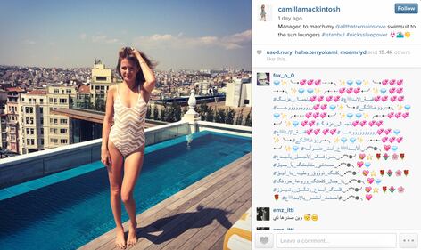 Camilla Mackintosh, gambe chilometriche su Instagram 1