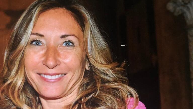 "Io moglie e madre tutta Chiesa e pallone"