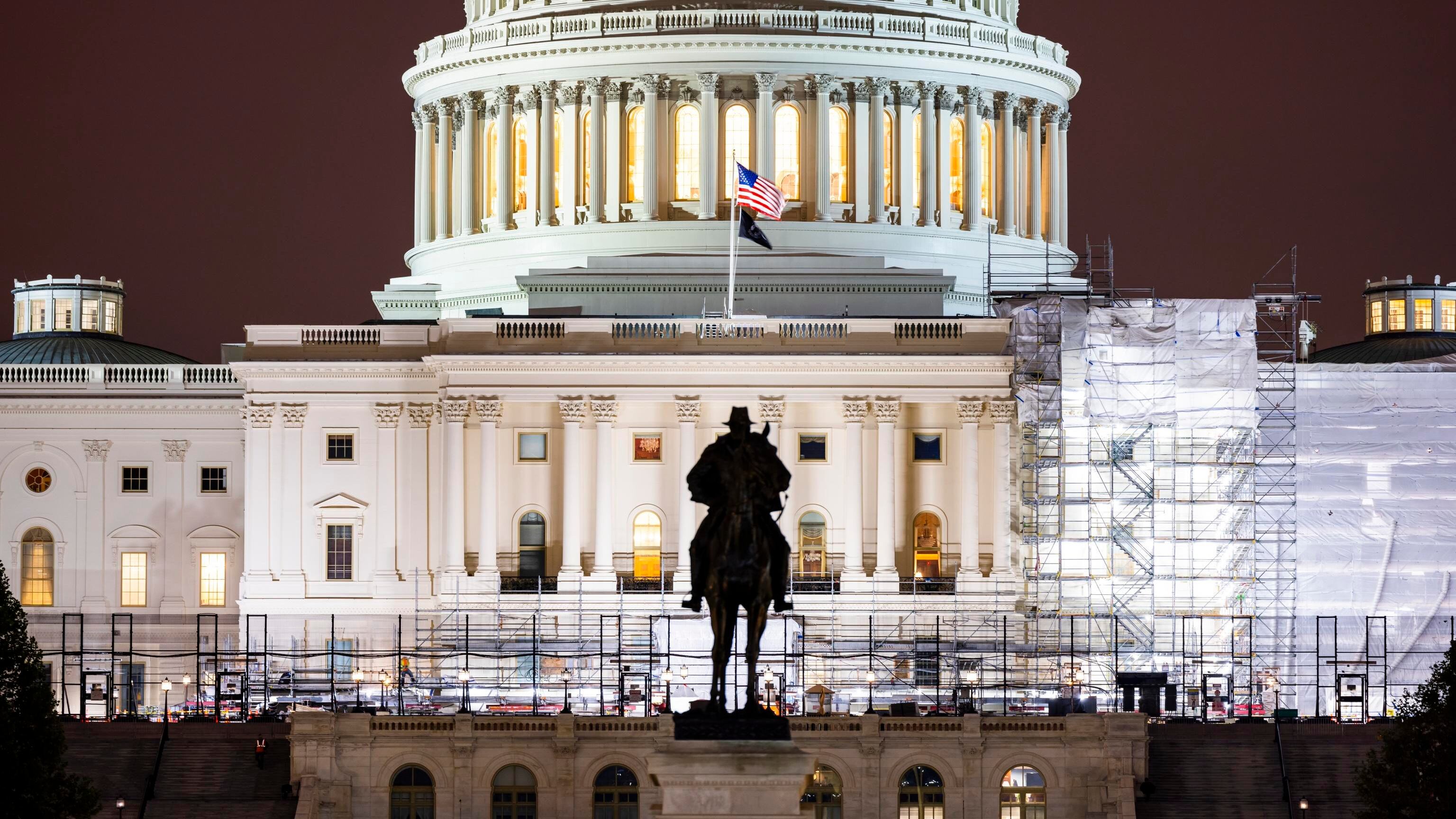 L'America evita lo shutdown ma non stanzia (per ora) gli aiuti all'Ucraina