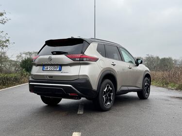Nissan X-Trail N-Trek: guarda la gallery del SUV ibrido per l'avventura 1