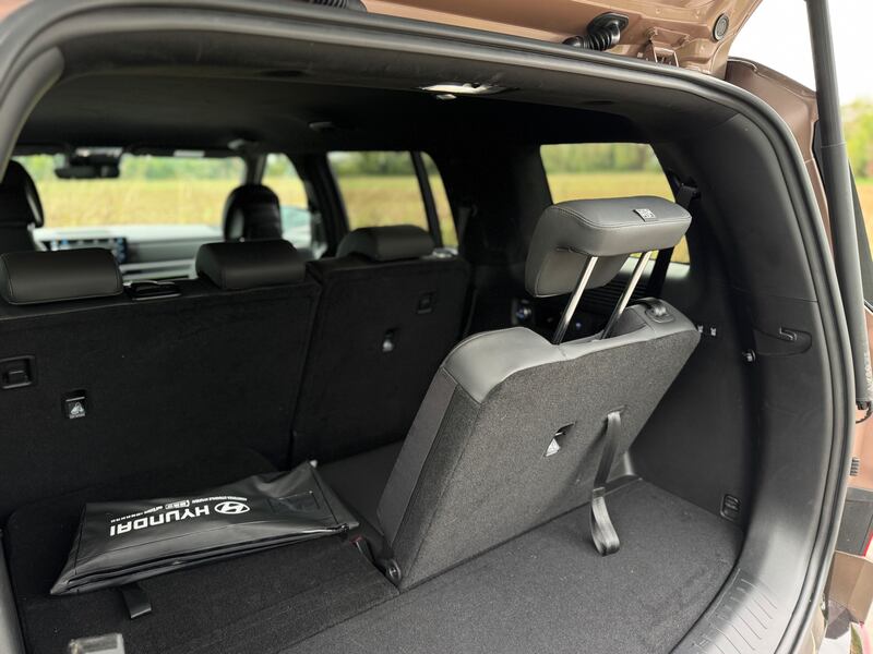 Hyundai Santa Fe: guarda la gallery del SUV ibrido da viaggio, anche sette posti 9