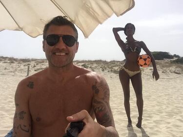 Bobo Vieri, le foto della vacanza a Formentera con Jazzma 5
