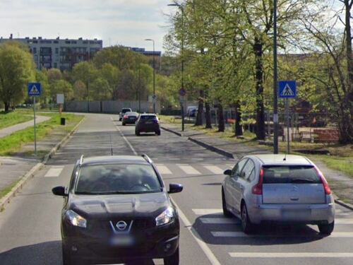 Milano, un'altra morte per strada: ciclista perde la vita dopo aver sbattuto contro un bus