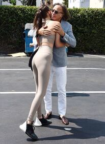 Bella Hadid fa la spesa e incanta un intero supermercato 6