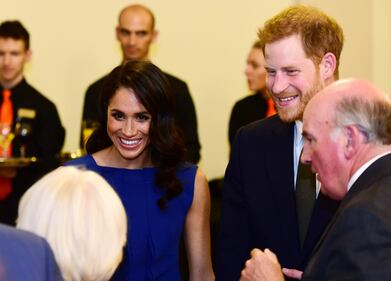 Meghan Markle in blu per beneficenza 7