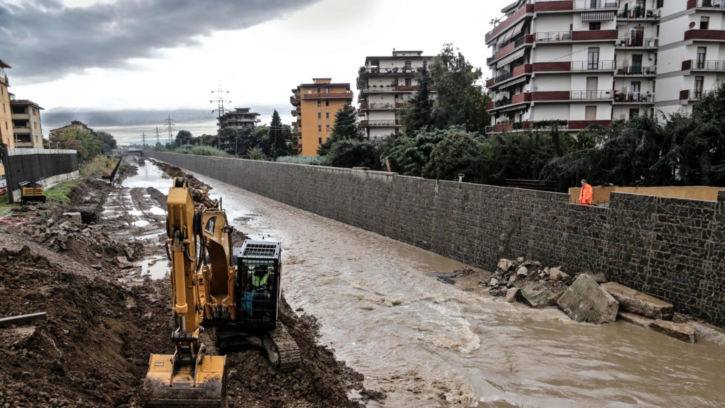 Maltempo, problemi in Liguria e Toscana per le forti precipitazioni