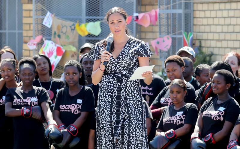 Meghan Markle e il Principe Harry arrivano in Sudafrica: foto 3