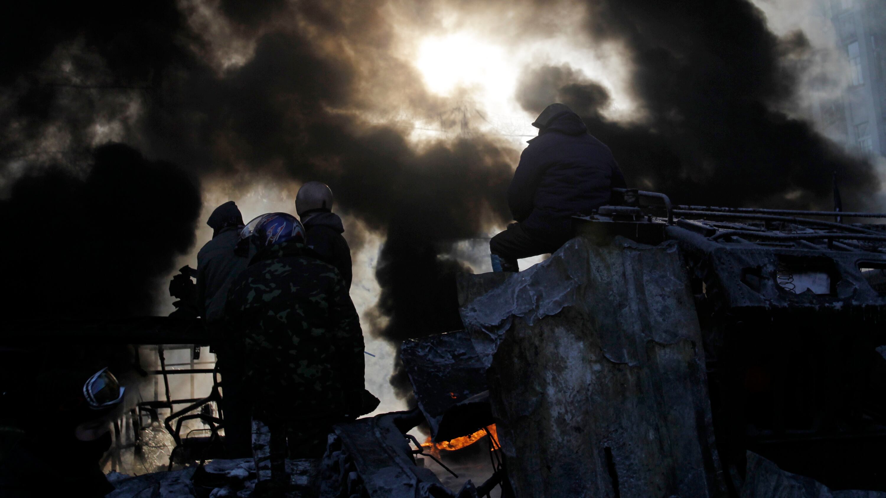 Ucraina, la tregua non regge più. Morti un agente e un manifestante
