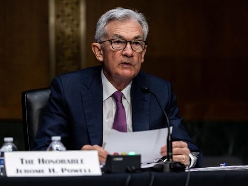La Fed fa il falco, tassi su dello 0,75%. Powell: "A luglio ci sarà un'altra stretta"