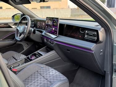 Volkswagen Tiguan eHybrid: guarda la gallery del nuovo SUV ibrido 14