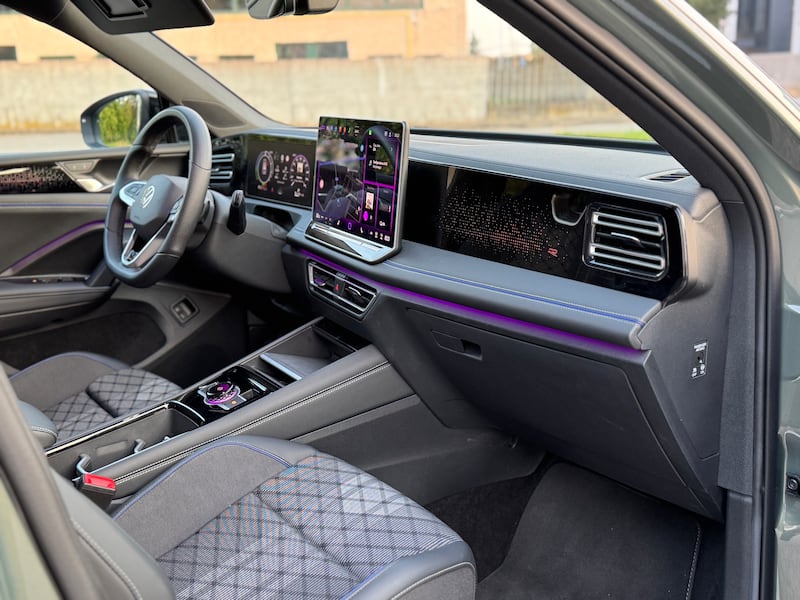 Volkswagen Tiguan eHybrid: guarda la gallery del nuovo SUV ibrido 14
