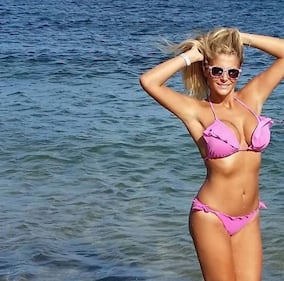 Francesca Cipriani: seno nudo su Instagram	 41