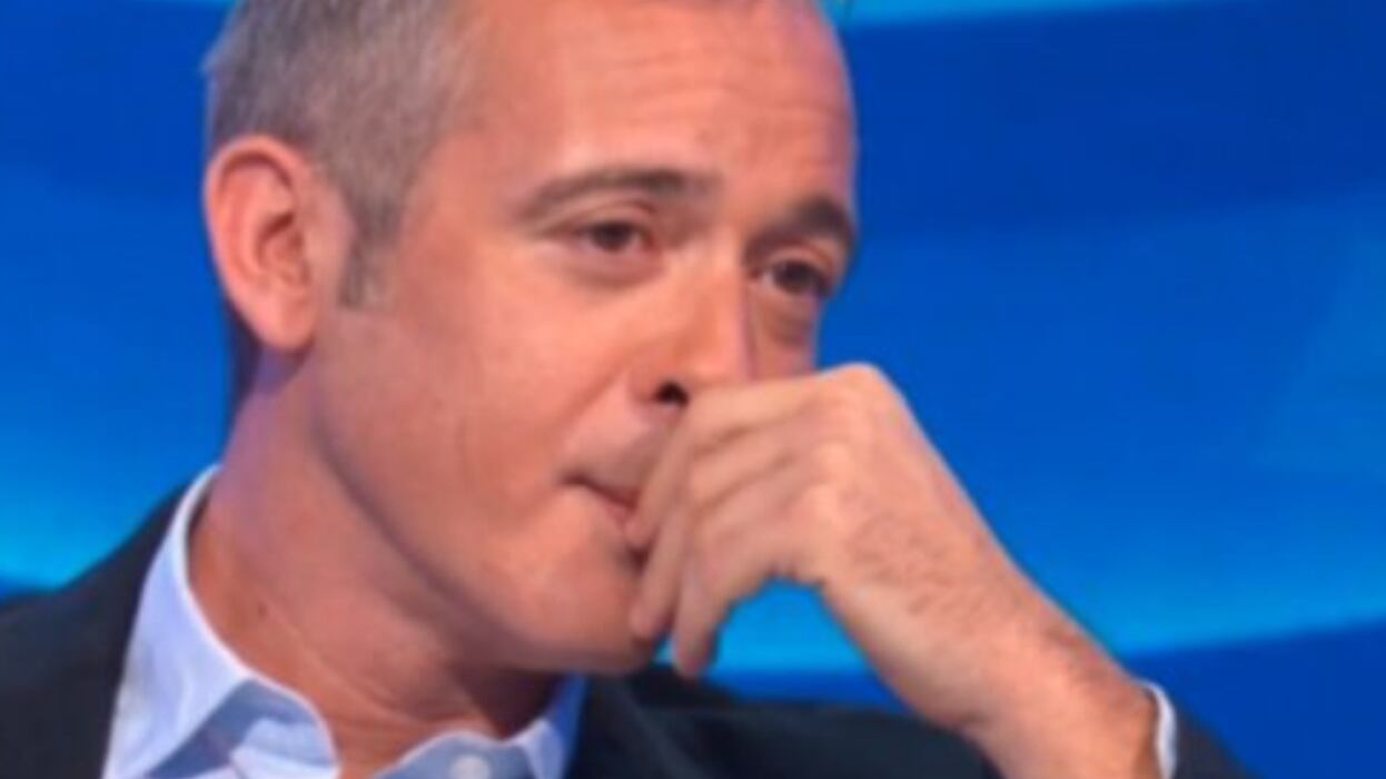 Io e te, Pierluigi Diaco piange in diretta: "I problemi psicologici non sono di serie b"