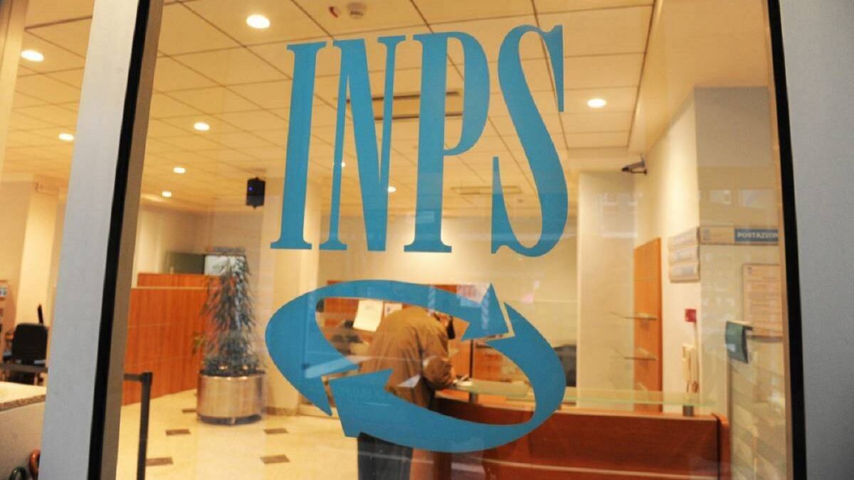 Reddito di cittadinanza arriva il triplo pagamento