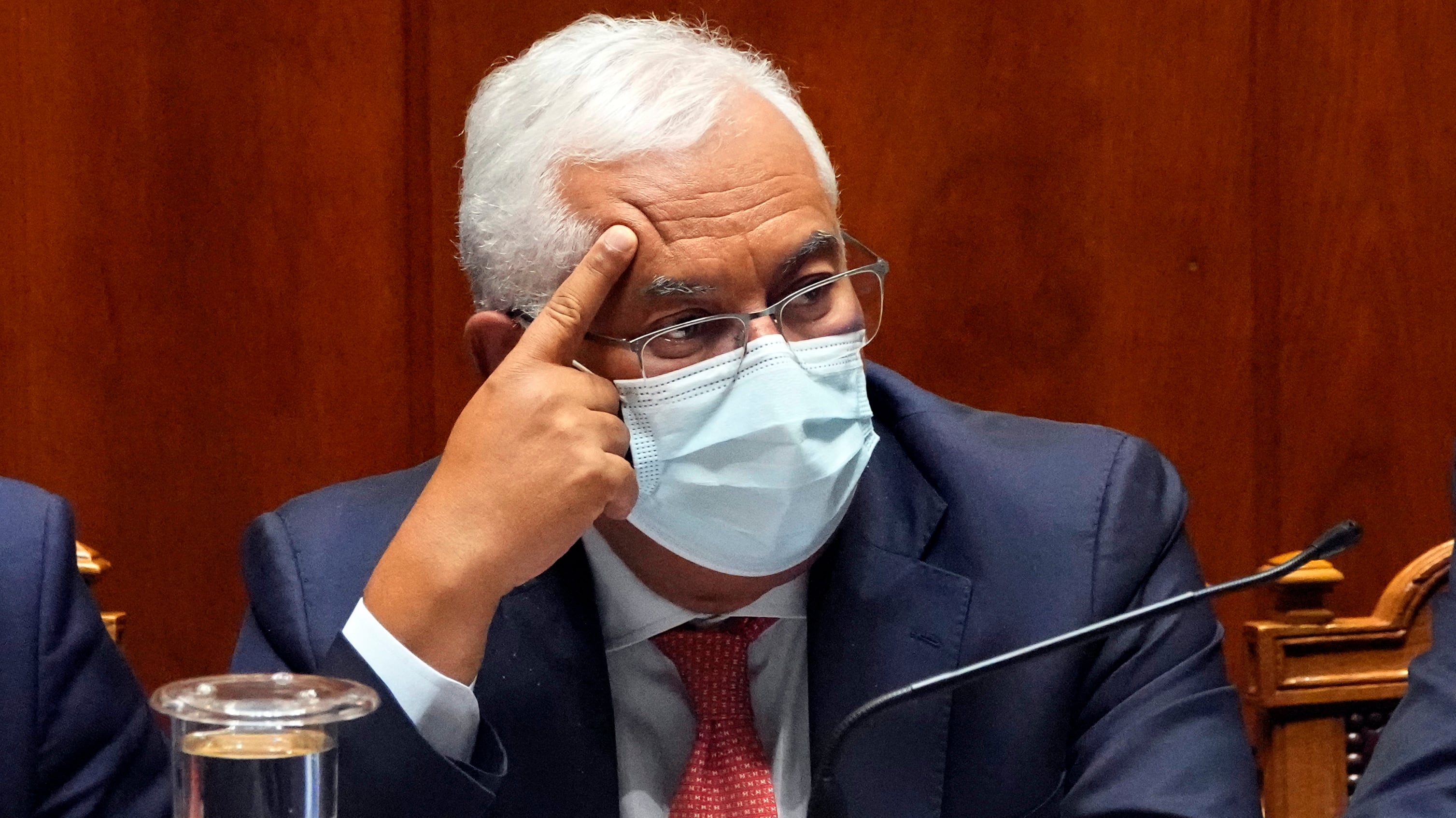 Bocciata la legge di bilancio, Portogallo verso il voto