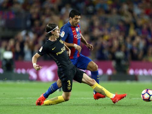 Filipe Luis contro Suarez: "Così ha ridotto il mio piede"