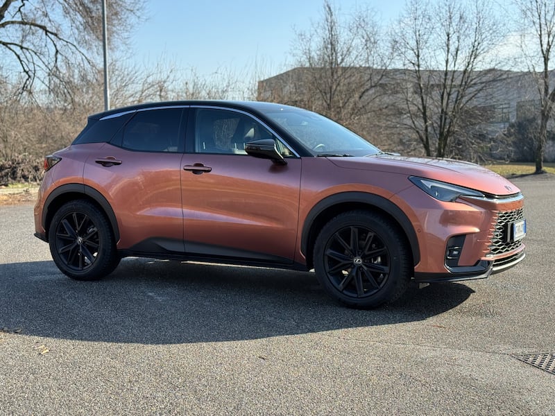 Lexus LBX: guarda la gallery del nuovo B SUV ibrido premium giapponese 12