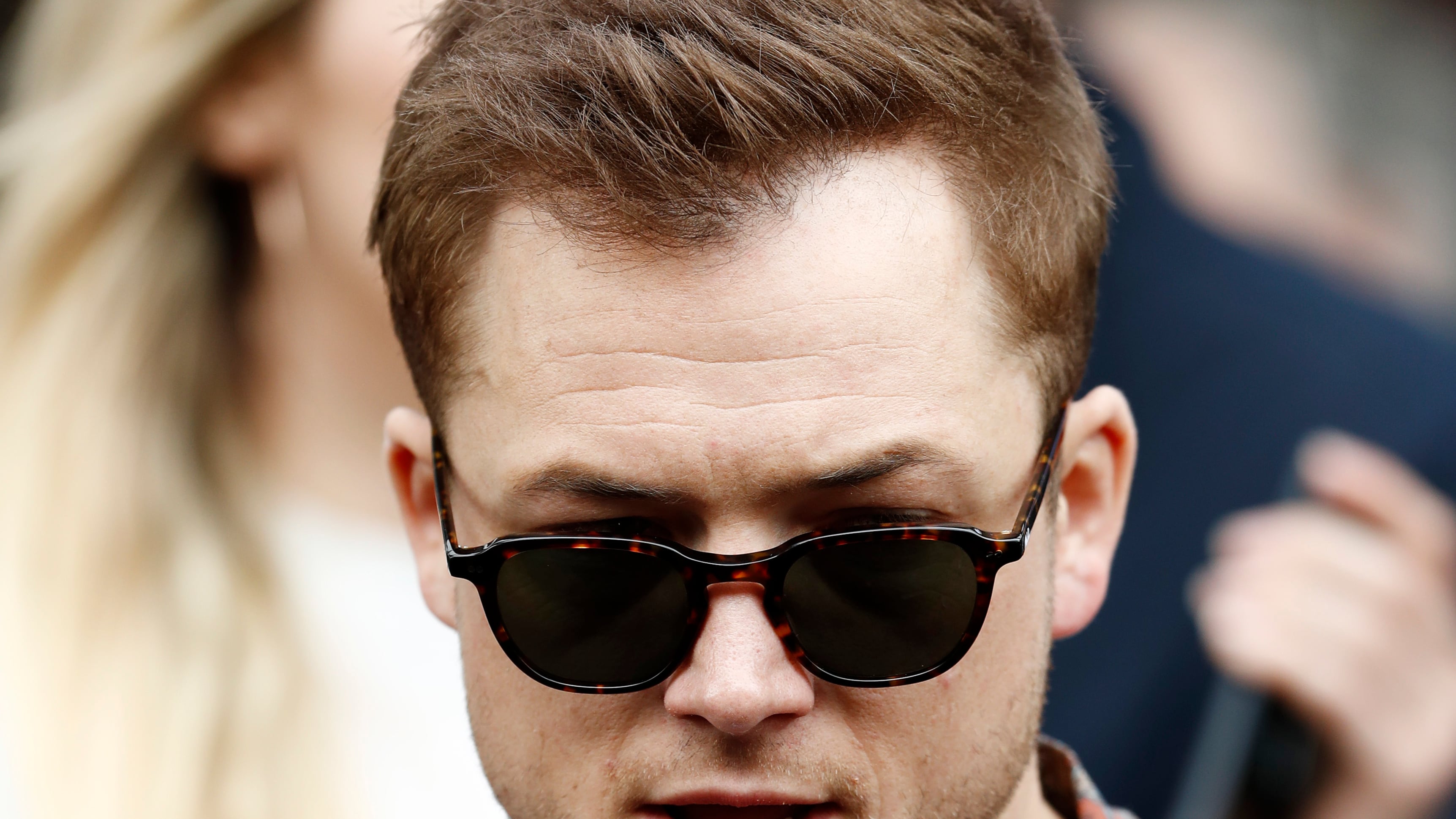"Rocketman" scava nell'intimo di Elton John