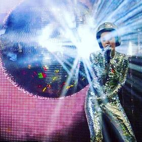 Miley Cyrus sempre più sexy in tour 25