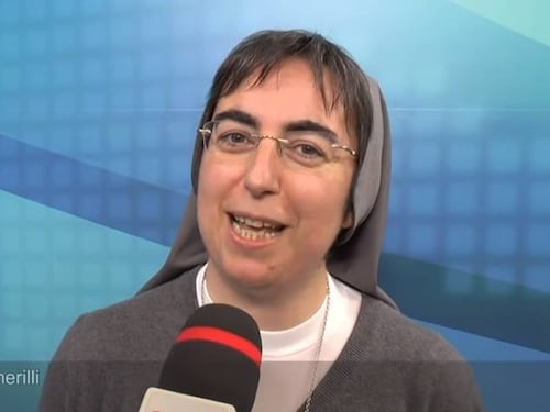 Economista, ecologista e "femminista", ecco la suora che consiglia Papa Francesco