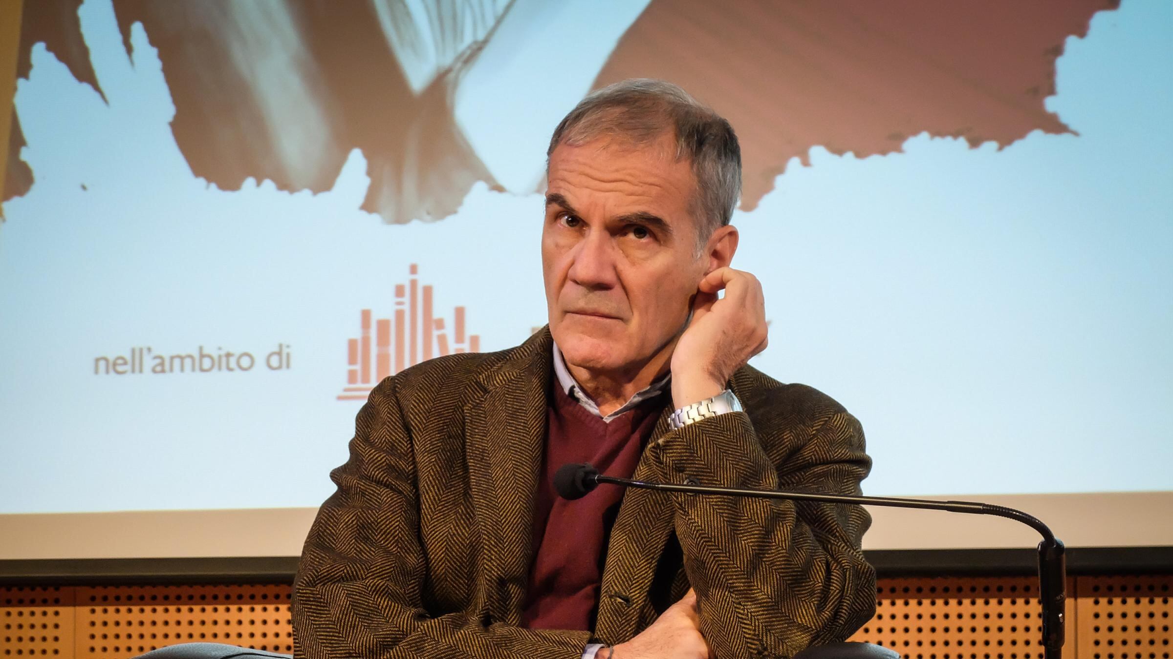 Superbia, livore e retorica. Il mondo "pietoso" di Albinati