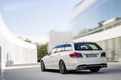 Mercedes E 63 AMG 7