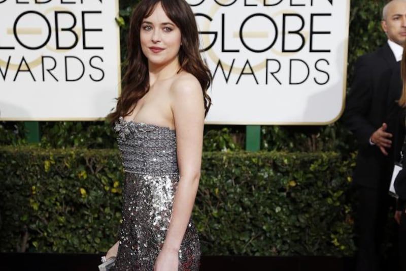 Dakota Johnson, sexy protagonista di 50 Sfumature 15