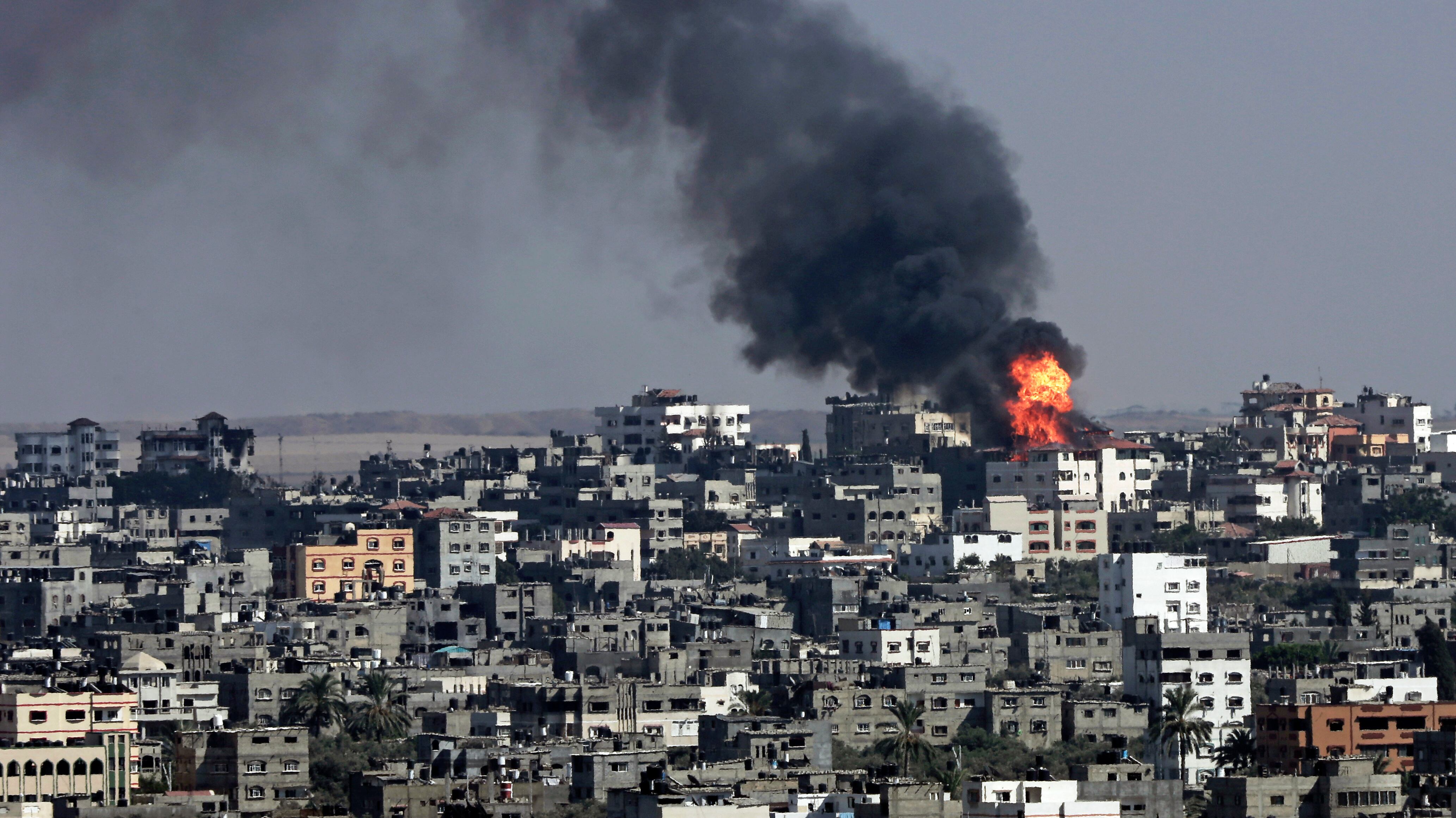 Israele: "Tregua di 12 ore". Bbc: "Hamas non c'entra coi ragazzi rapiti"