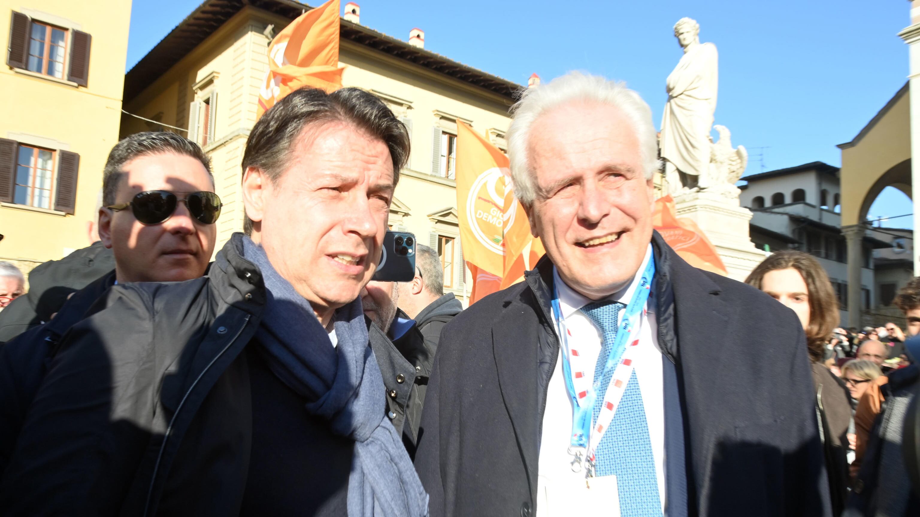 Elezioni in Toscana, Conte si stacca dal campo largo: niente chiusura di campagna con Giani