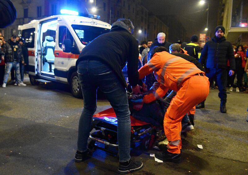 La festa del Marocco finisce nel sangue a Milano: le immagini 5