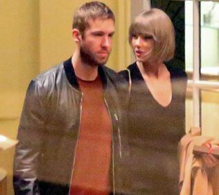 Taylor Swift e Calvin Harris festeggiano il primo anniversario: foto 6