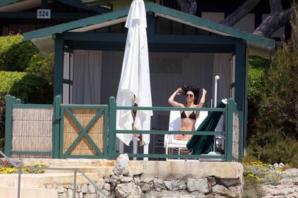 Kendal Jenner, ​relax a Cap d'Antibes 12